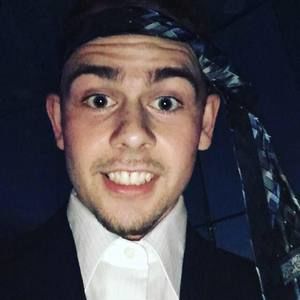 Meet your Posher, Hunter